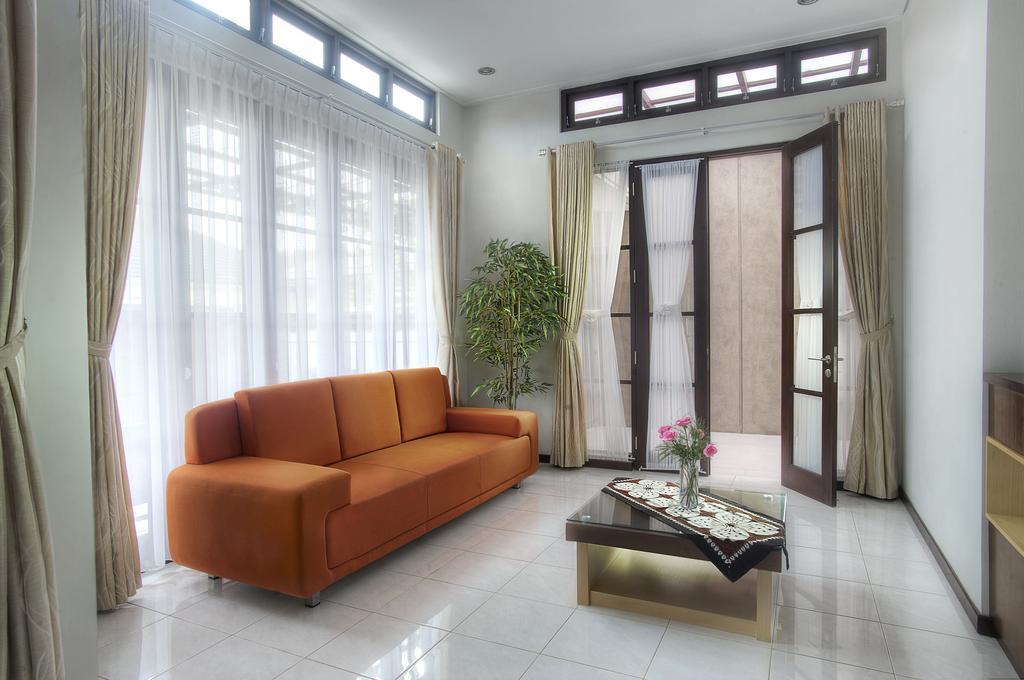 Omah Garuda Homestay Pakualaman Экстерьер фото